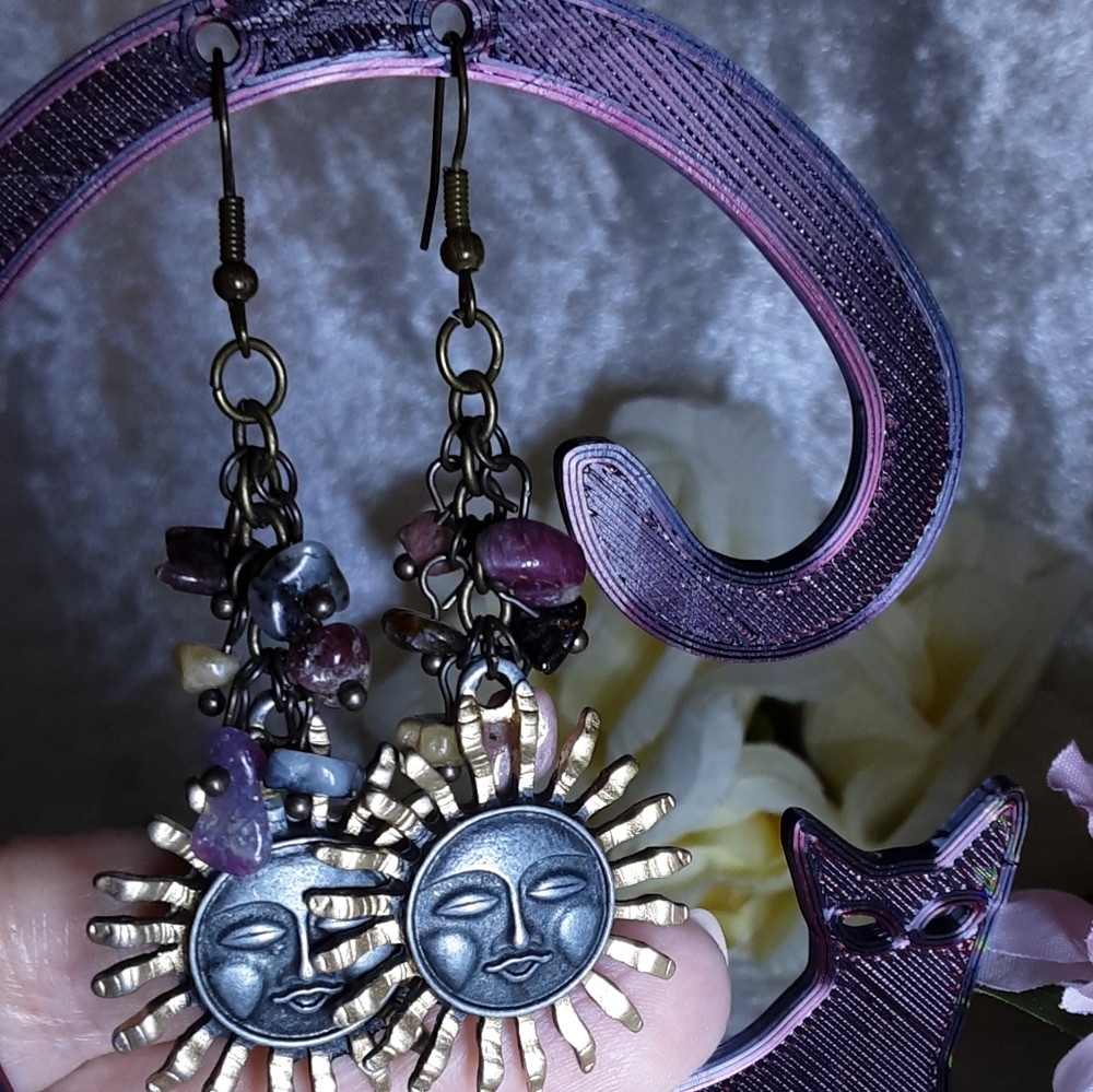 Handmade Sun And Real Stone Earrings Gold and Antique Silvertone Metals - Picture 3 of 4